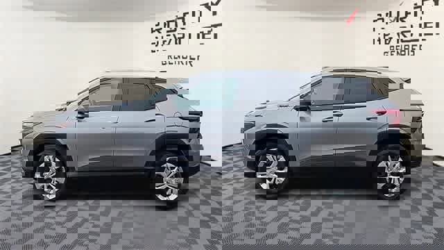 Certified 2024 Chevrolet Trax LS w/ Driver Confidence Package image 5