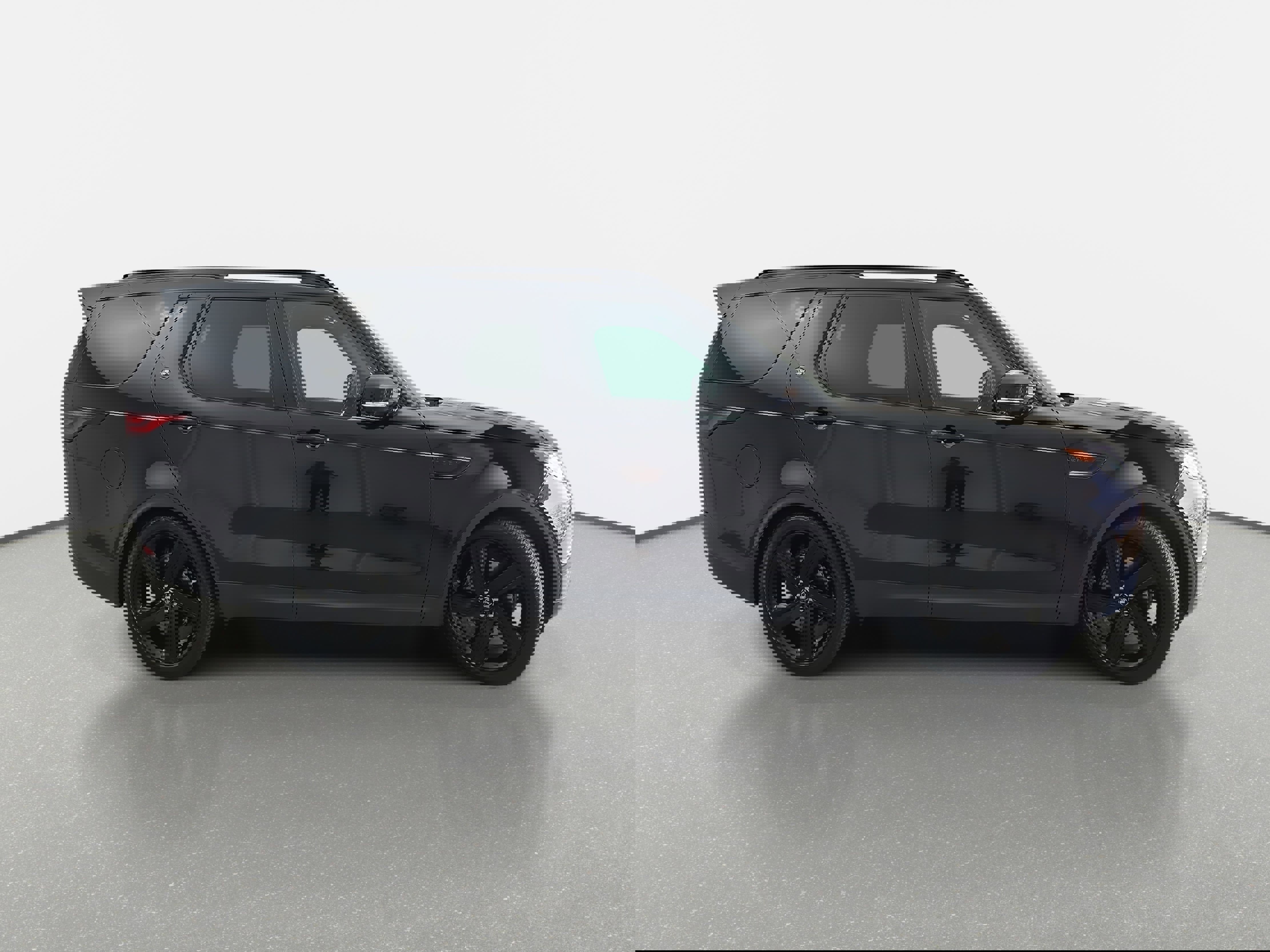 Certified 2025 Land Rover Discovery S image 4