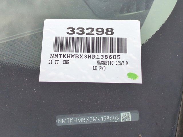 Used 2021 Toyota C-HR LE FWD image 16