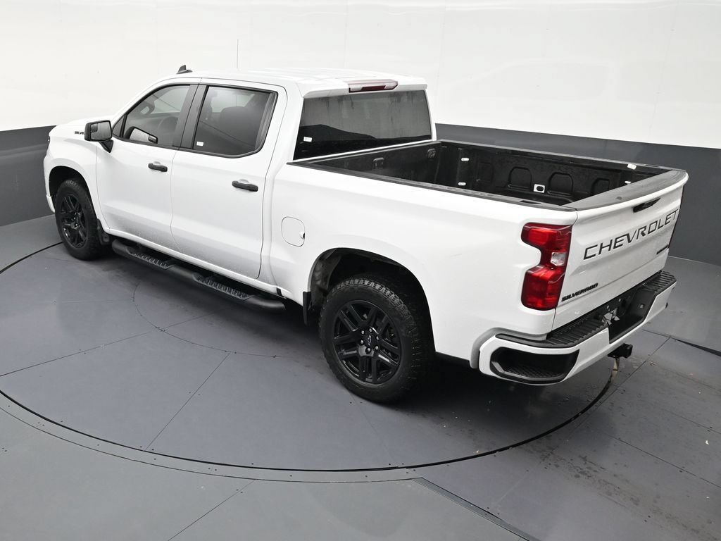 Used 2024 Chevrolet Silverado 1500 Custom w/ Turbomax Blackout Package RWD image 13
