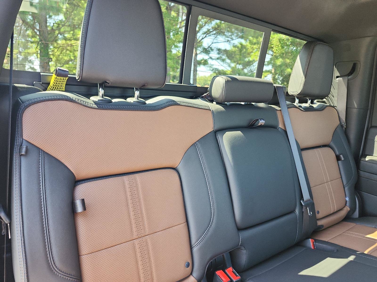 Used 2024 Chevrolet Silverado 3500 High Country w/ High Country Premium Package AWD/4WD image 13