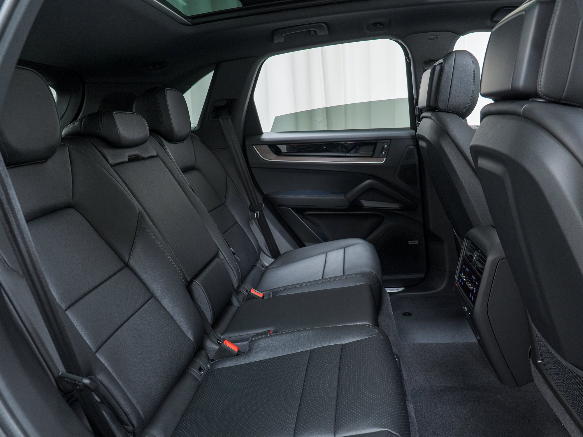 New 2026 Porsche Cayenne S AWD/4WD image 27