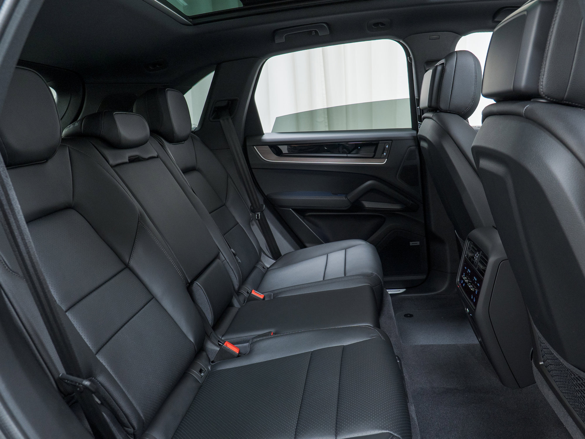 New 2026 Porsche Cayenne E-Hybrid image 27