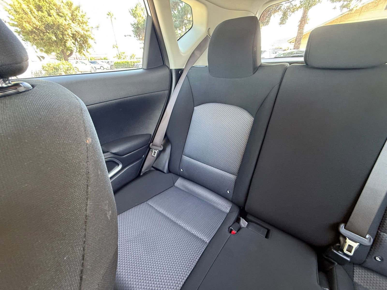 Used 2025 Kia Soul LX w/ LX Technology Package FWD image 35