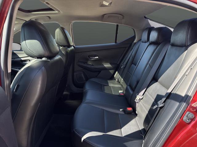 Used 2021 Nissan Sentra SR w/ SR Premium Package image 26