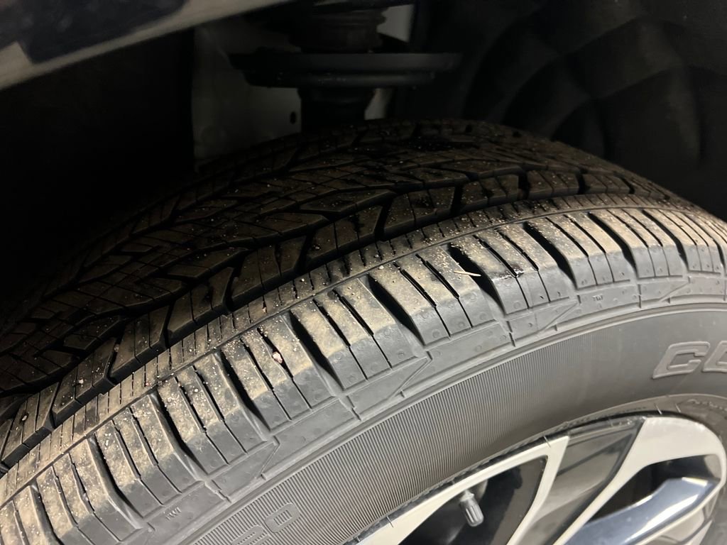 New 2026 Buick Enclave Sport Touring w/ Power Package image 10