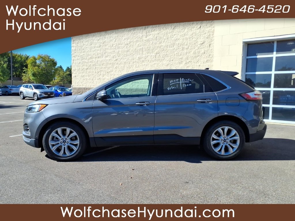 Used 2021 Ford Edge Titanium w/ Equipment Group 301A FWD image 2