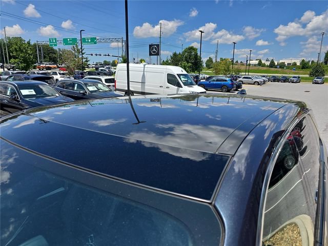 Used 2025 Cadillac Escalade IQ Luxury 2 w/ LPO, Premium Carpet Package AWD/4WD image 12
