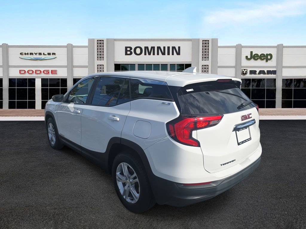 Used 2021 GMC Terrain SLE FWD image 4