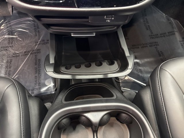 New 2026 Chrysler Voyager LX image 21