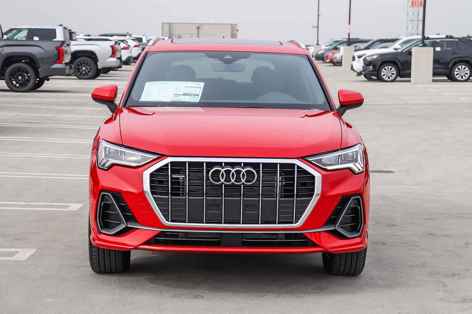 New 2025 Audi Q3 2.0T Premium image 2