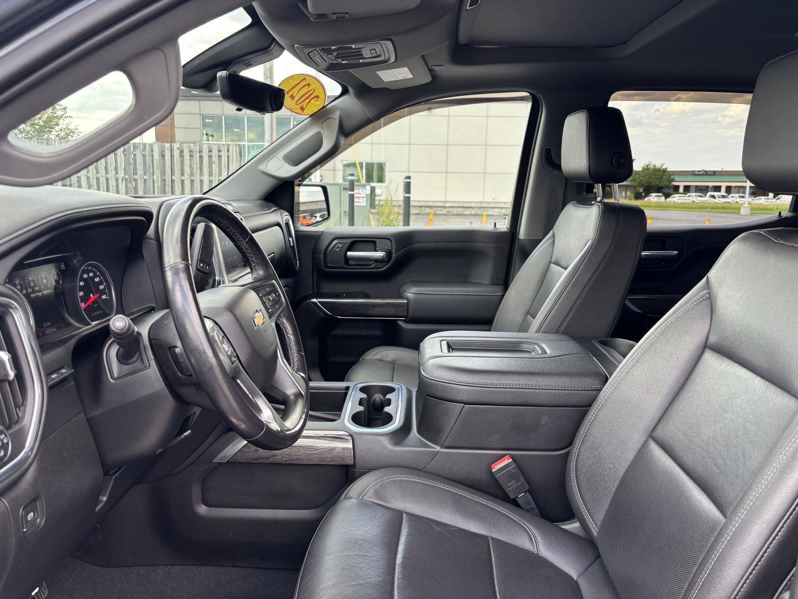 Used 2021 Chevrolet Silverado 1500 LTZ w/ LTZ Premium Package AWD/4WD image 35