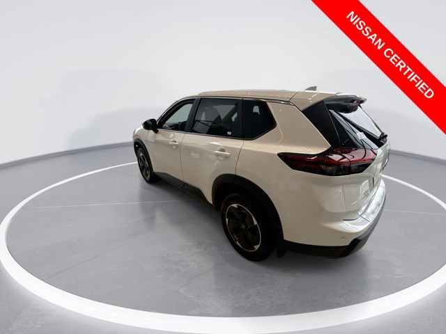 Certified 2026 Nissan Rogue SV image 6