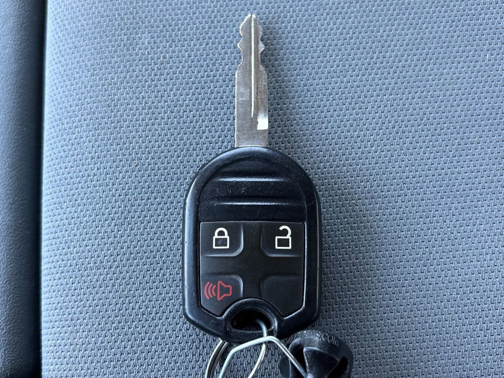 Used 2016 Ford F250 XLT w/ XLT Value Package AWD/4WD image 33