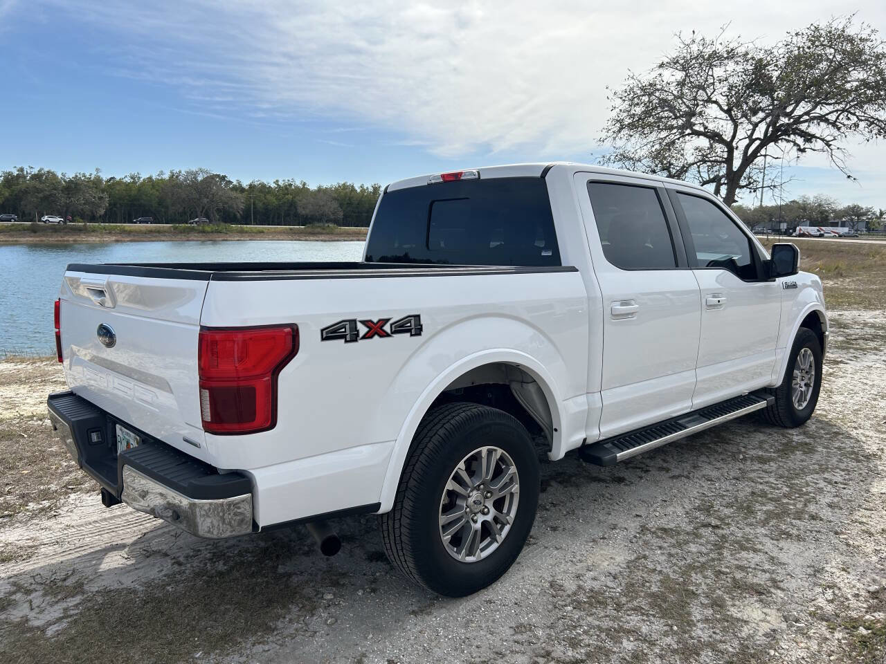 Used 2020 Ford F150 Lariat w/ Equipment Group 501A Mid image 6