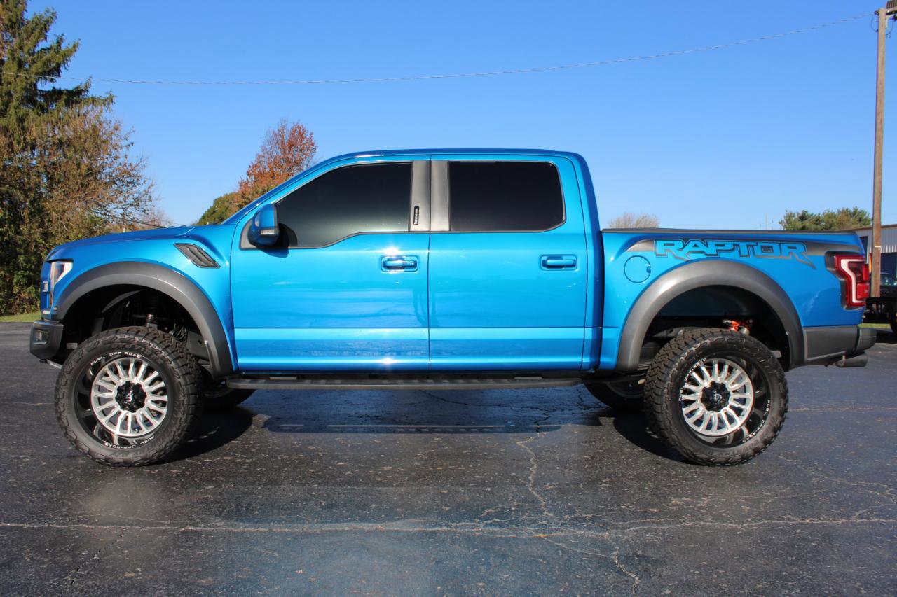 Used 2019 Ford F150 Raptor w/ Equipment Group 802A Luxury image 11