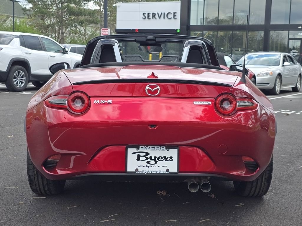 New 2026 MAZDA MX-5 Miata Club w/ Weather Package RWD image 10