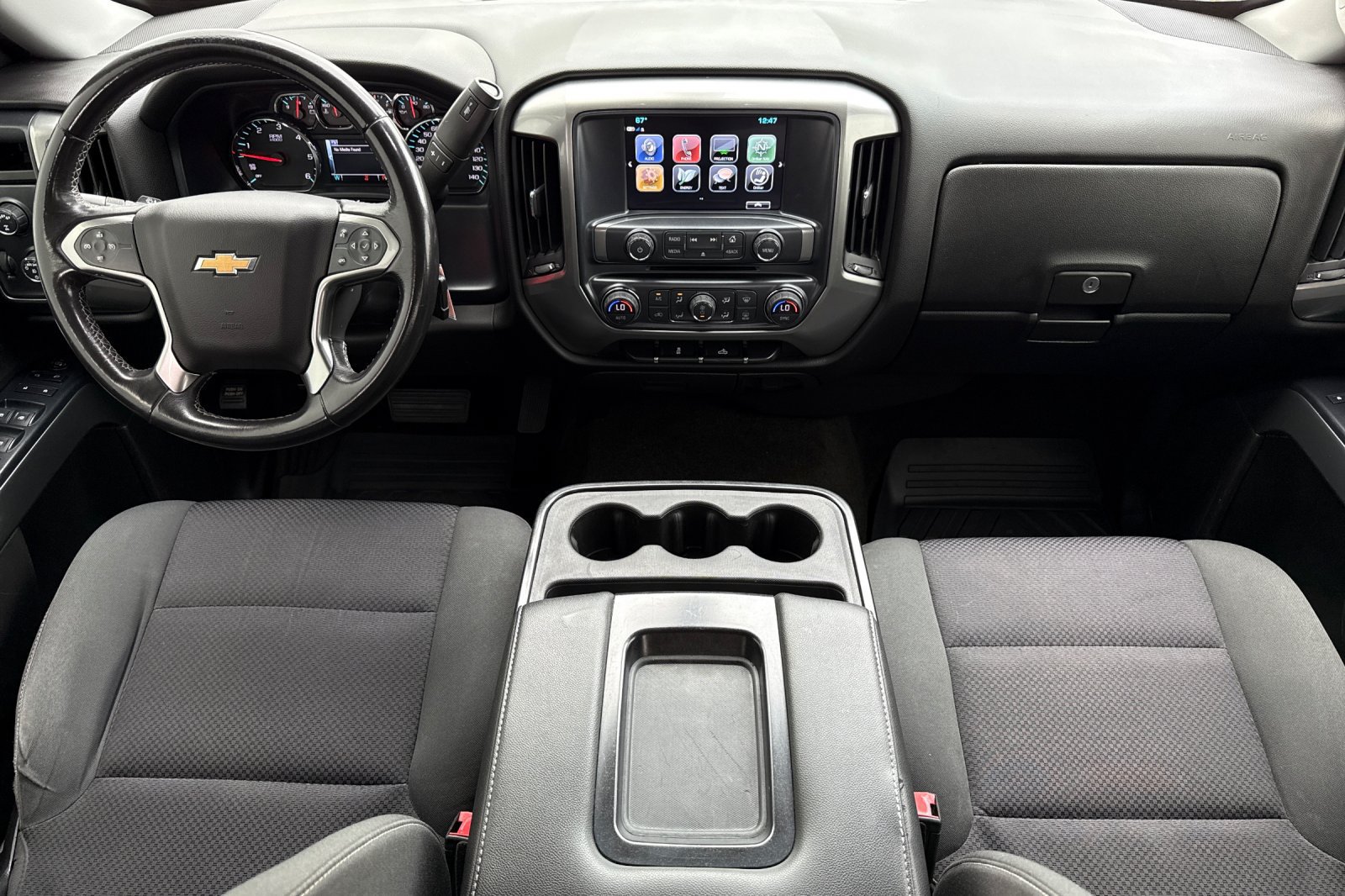 Used 2018 Chevrolet Silverado 1500 LT w/ LT Eassist Package AWD/4WD image 13
