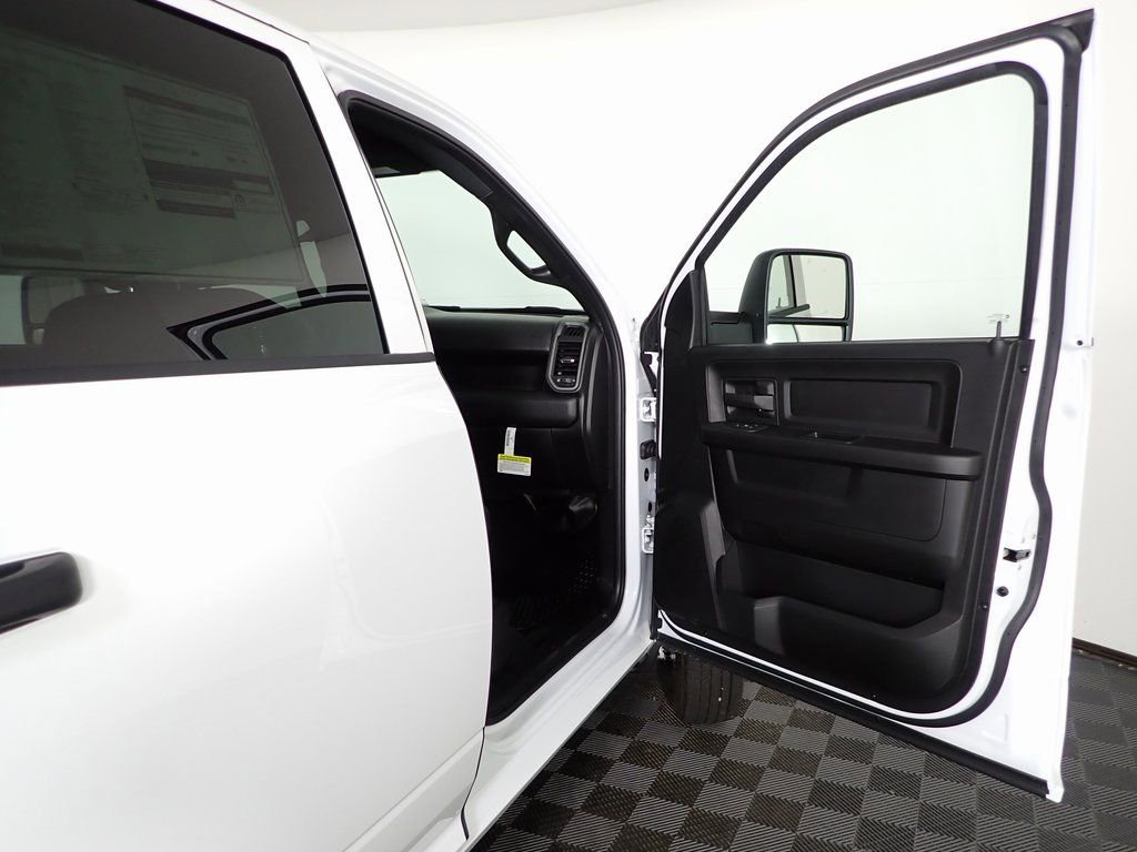 New 2026 RAM 3500 Tradesman w/ Chrome Appearance Group A image 28