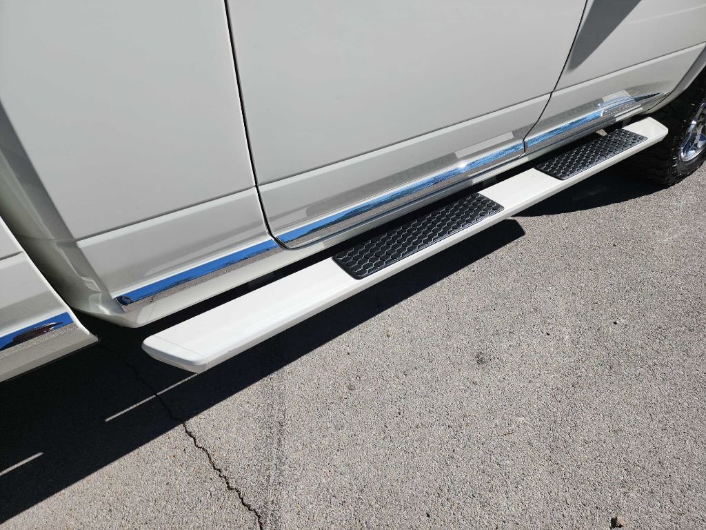 Used 2017 RAM 2500 Limited image 19