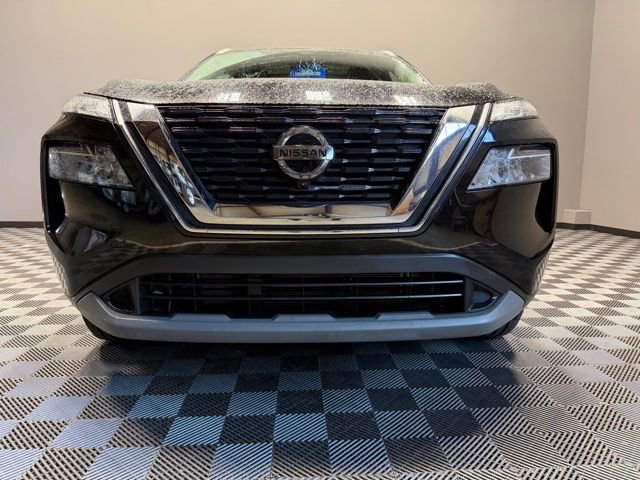 Used 2021 Nissan Rogue SV w/ Premium Package AWD/4WD image 3