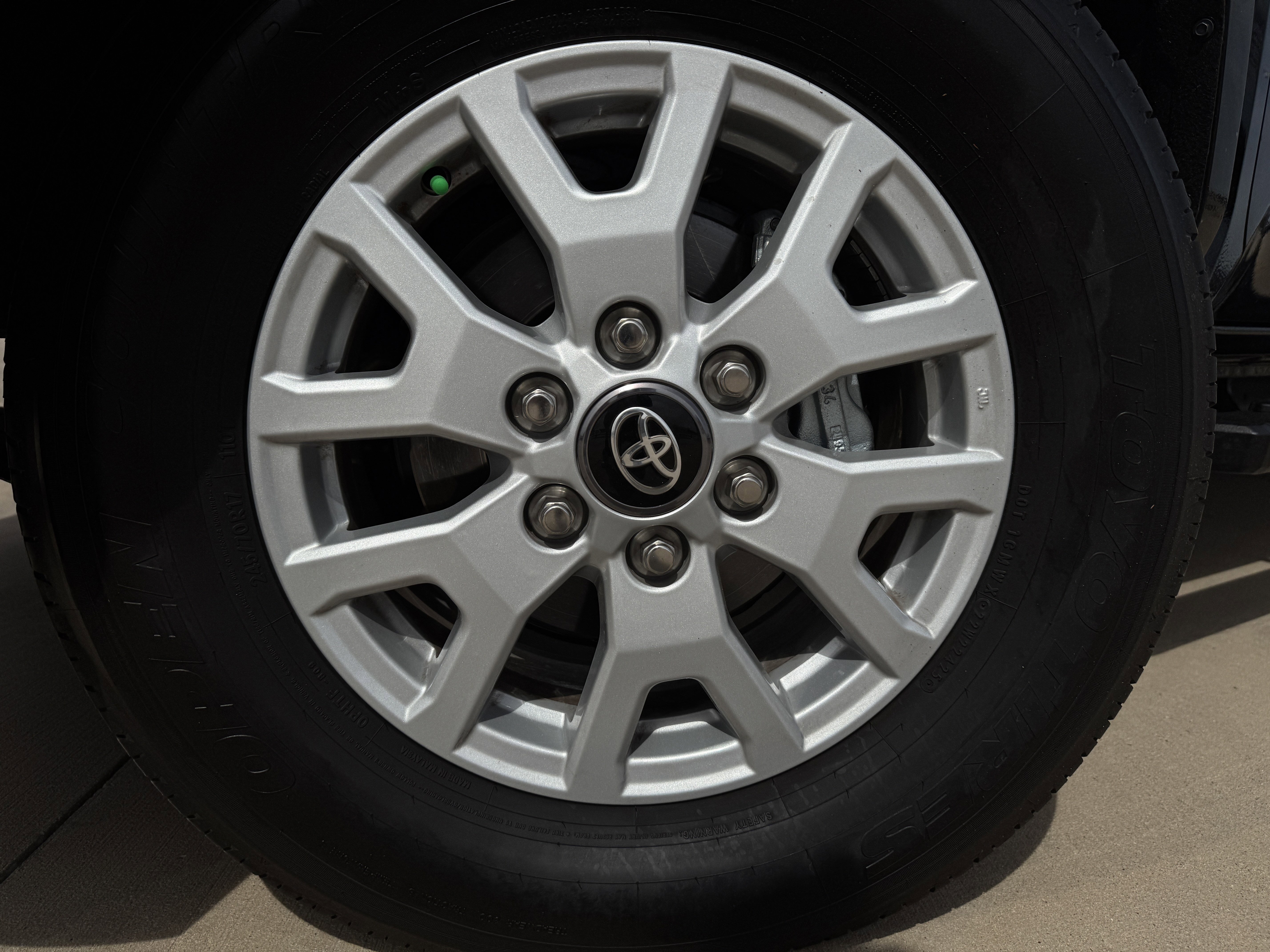 New 2025 Toyota Tacoma SR5 image 9