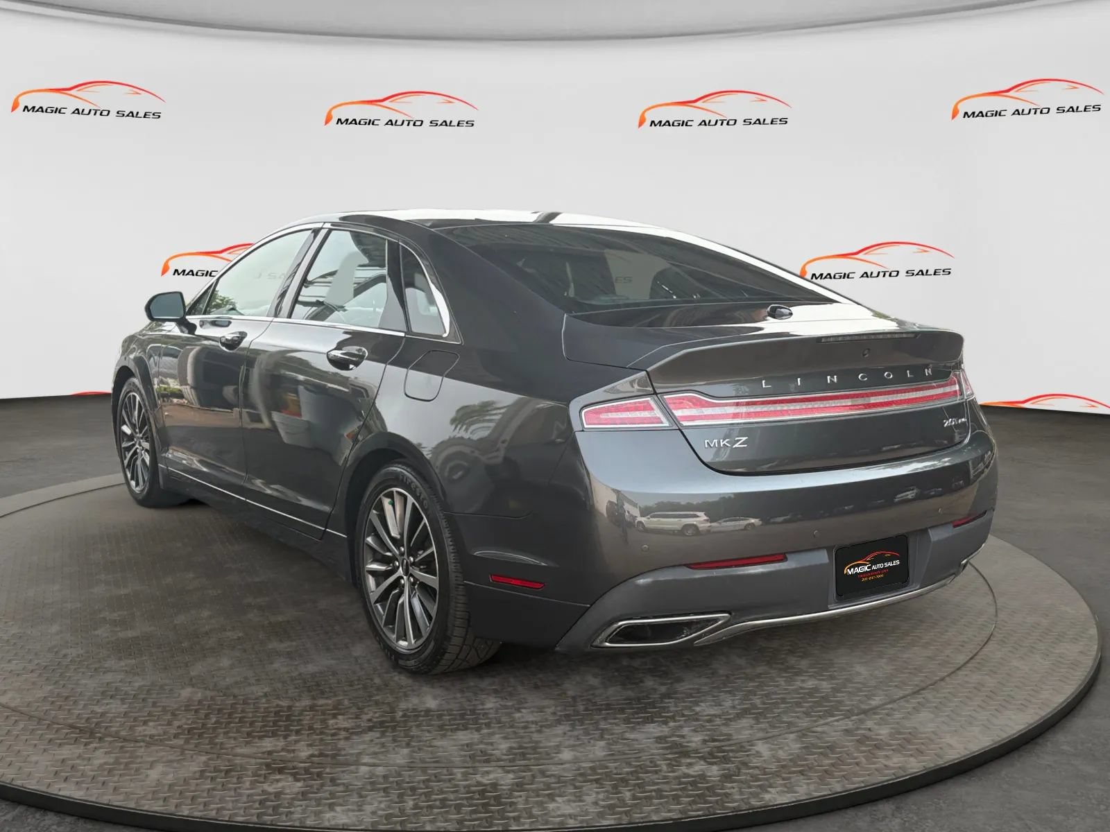 Used 2019 Lincoln MKZ Premiere AWD/4WD image 8