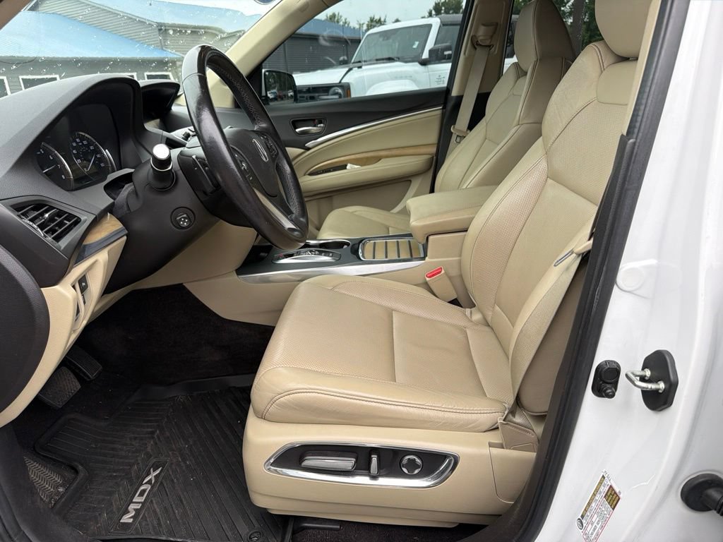Used 2020 Acura MDX w/ Technology Package AWD/4WD image 18