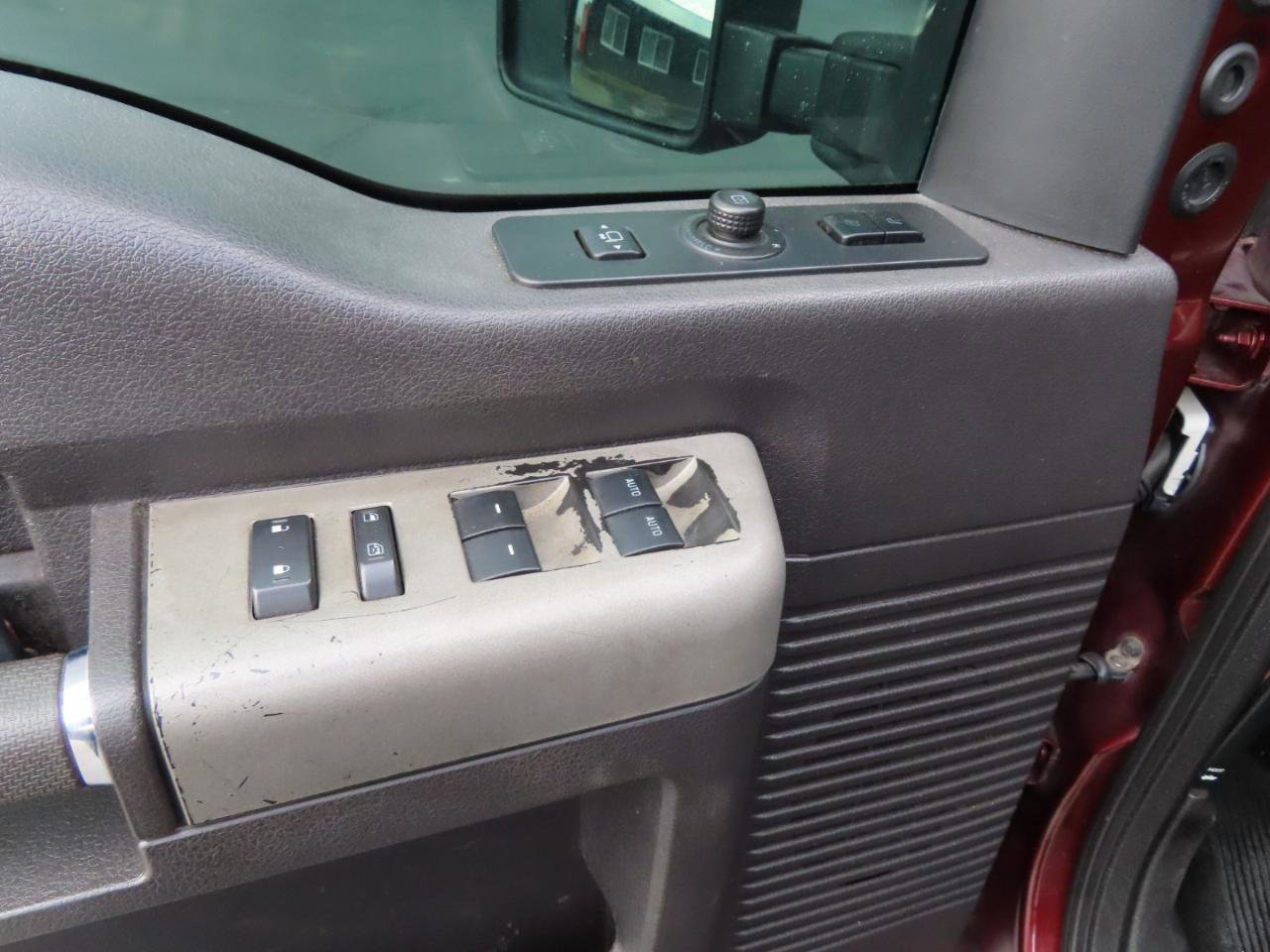 Used 2016 Ford F250 Lariat w/ Lariat Interior Package AWD/4WD image 30