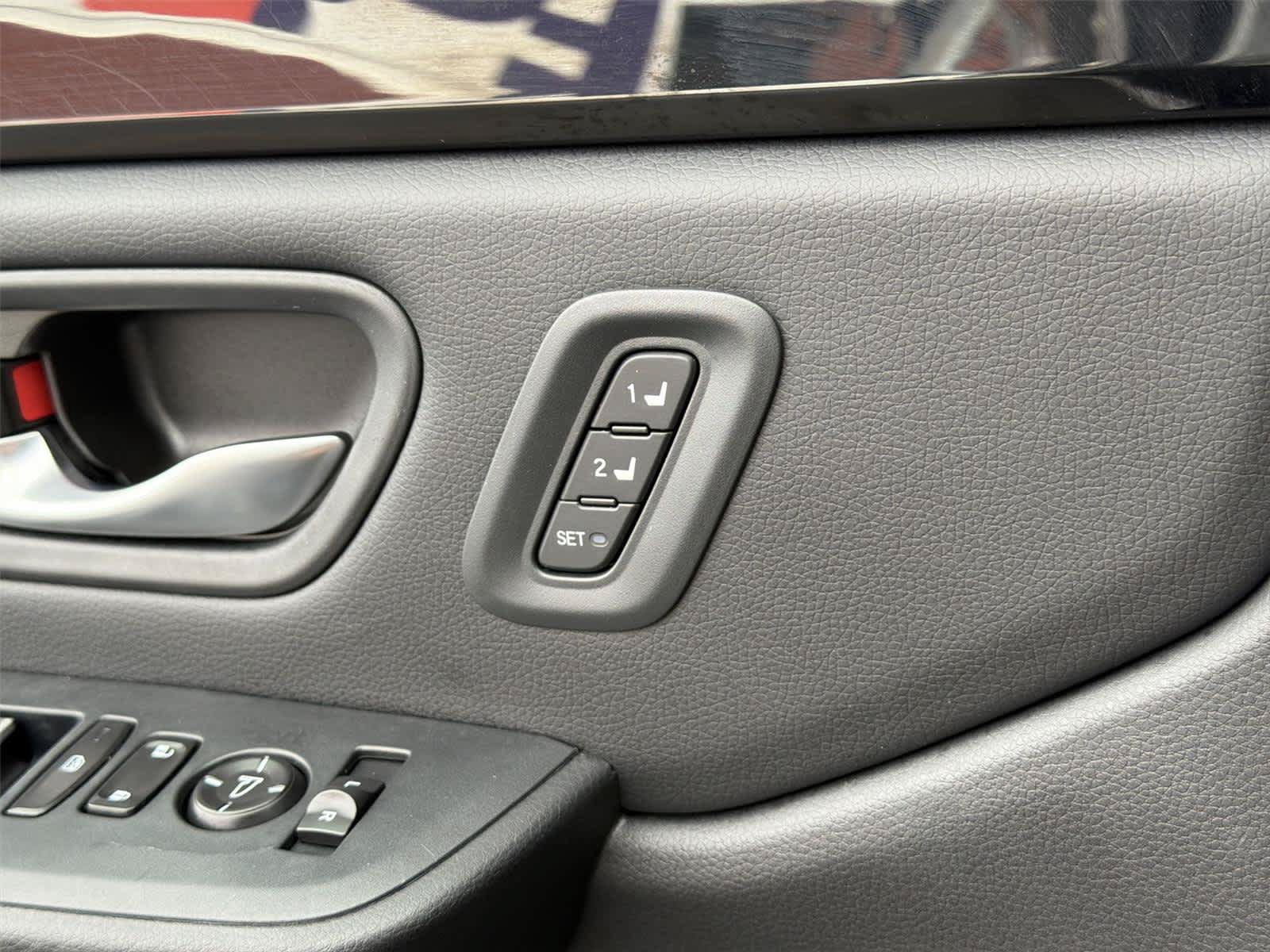 Used 2023 Honda Pilot EX-L image 40