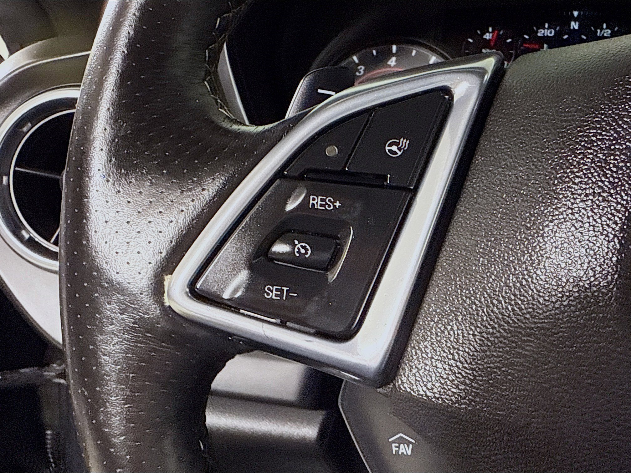 Used 2016 Chevrolet Camaro LT image 11