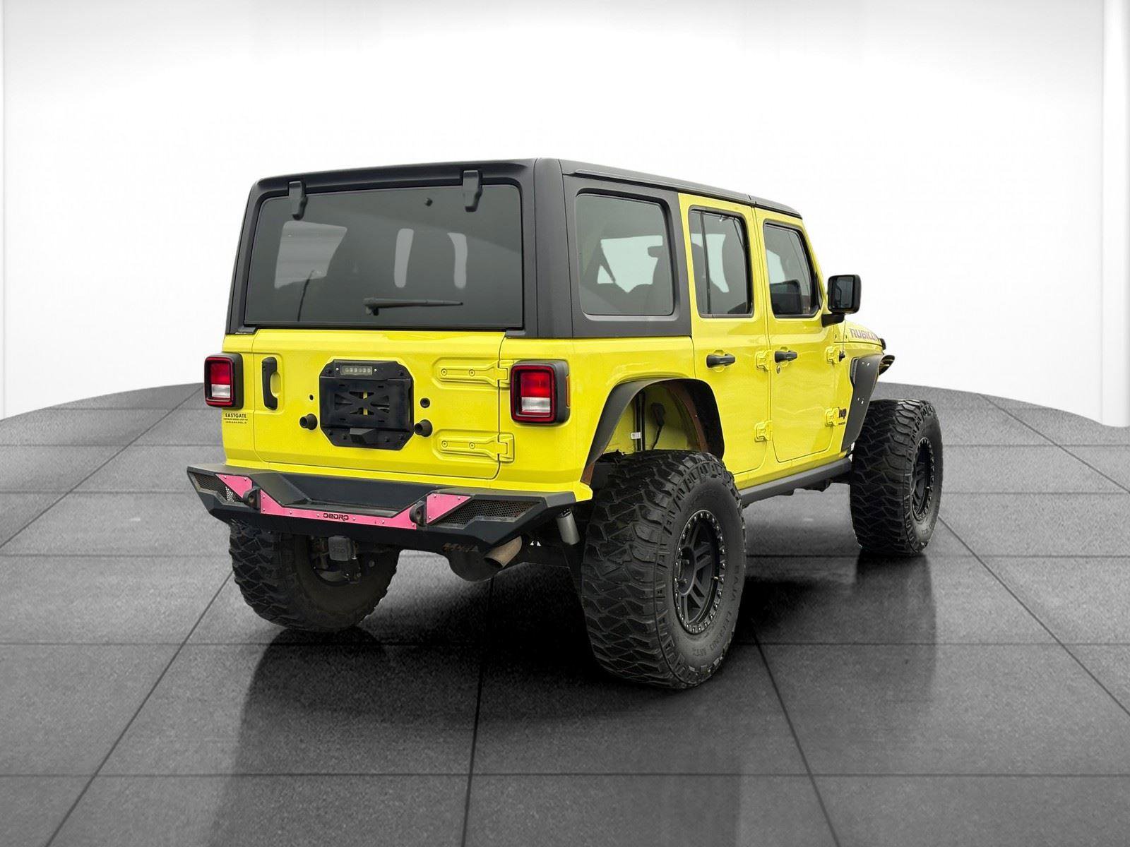Used 2023 Jeep Wrangler Unlimited Rubicon w/ Cold Weather Group image 7