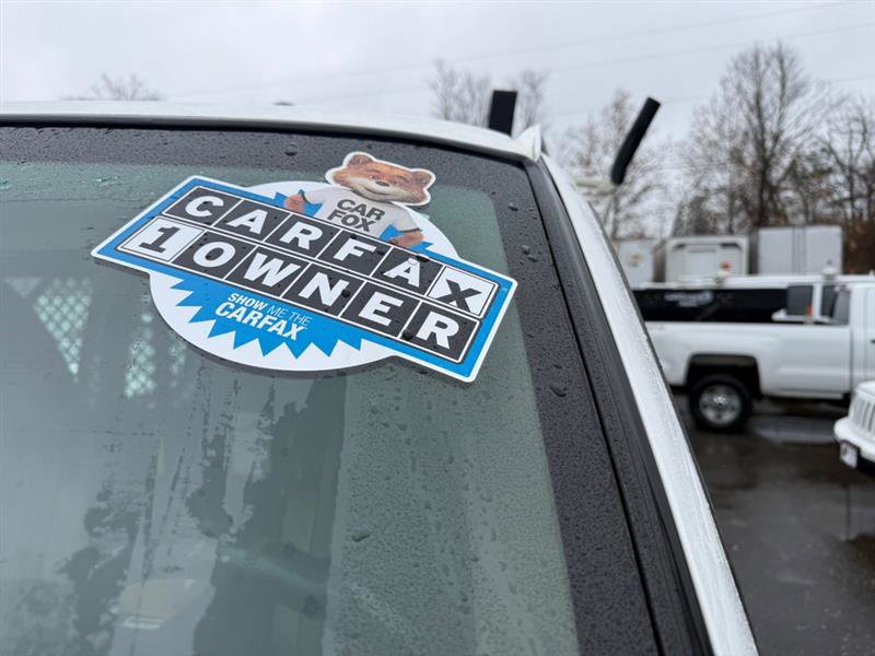 Used 2011 Chevrolet Express 2500 image 14