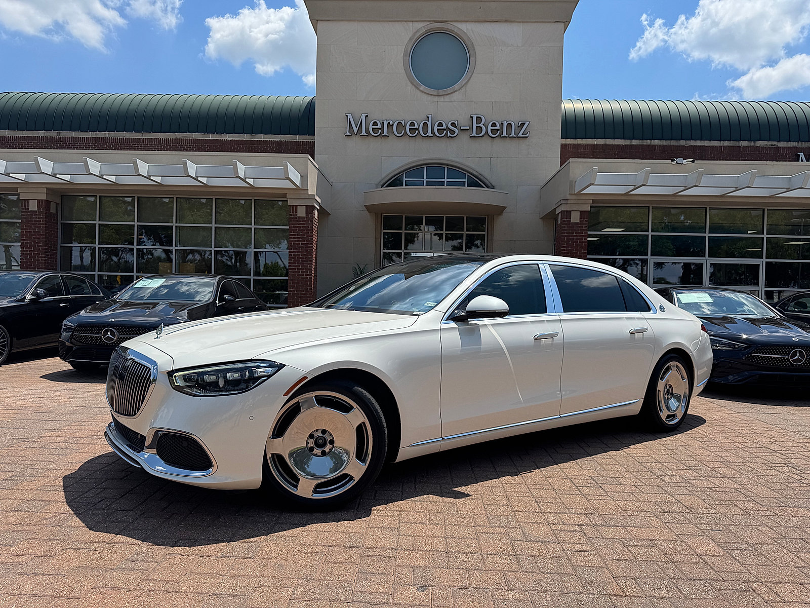 Certified 2021 Mercedes-Benz Maybach S 580 4MATIC image 1