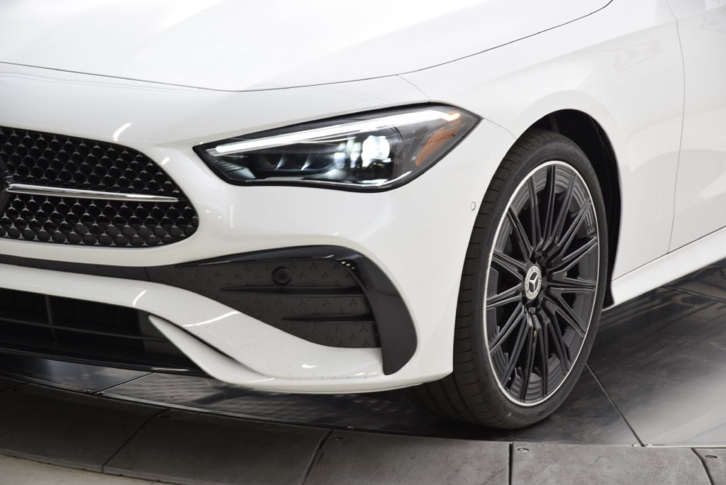 New 2026 Mercedes-Benz CLE 450 4MATIC Coupe image 11
