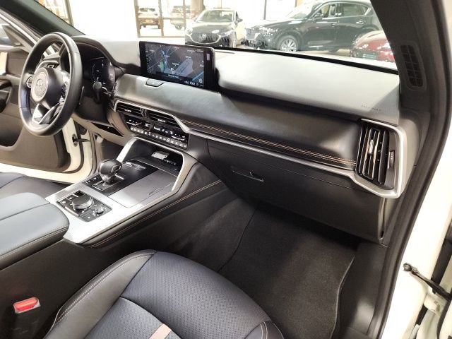 Certified 2025 MAZDA CX-70 3.3 Turbo S w/ Premium Package image 34