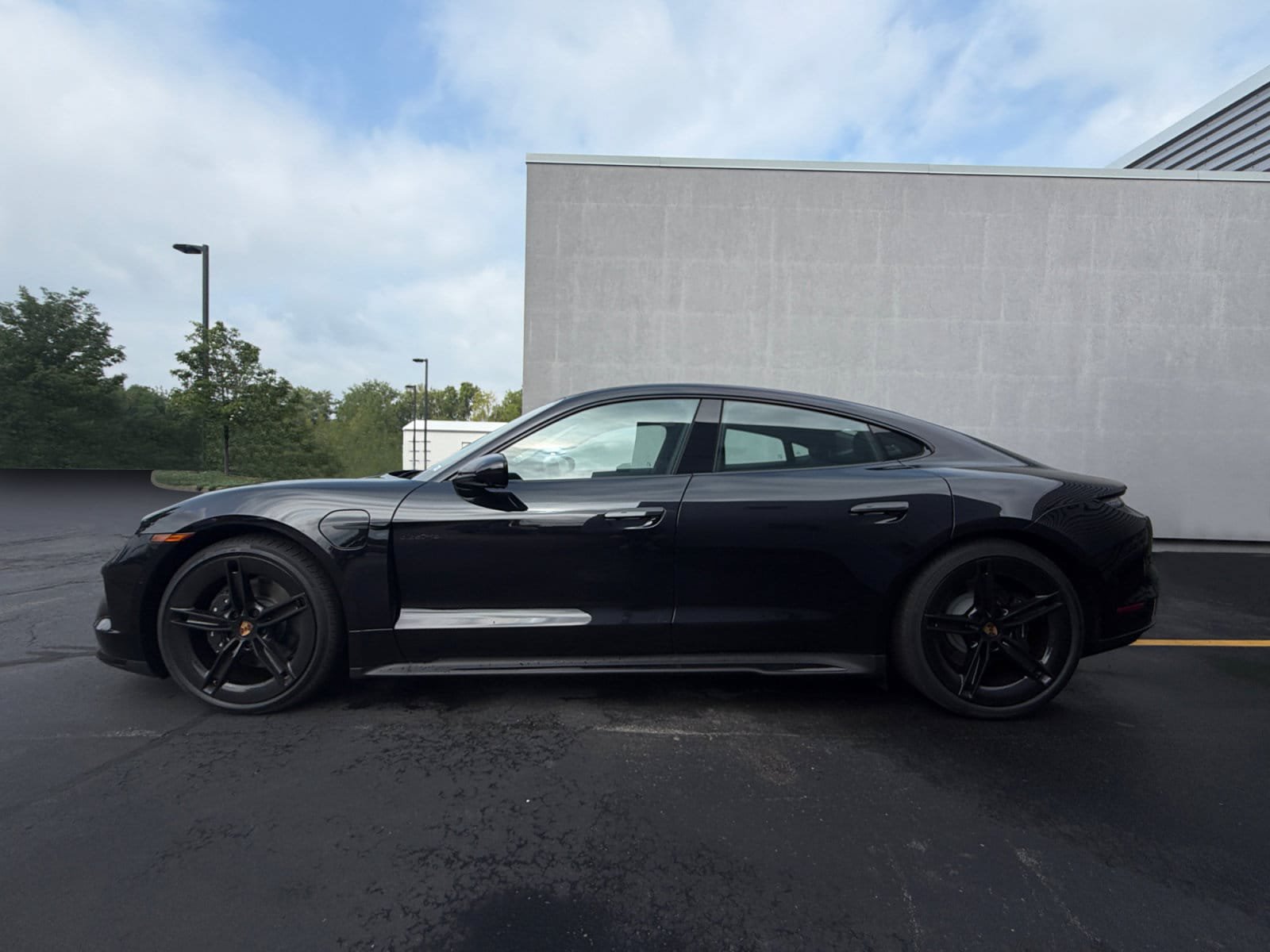 New 2026 Porsche Taycan AWD/4WD image 2
