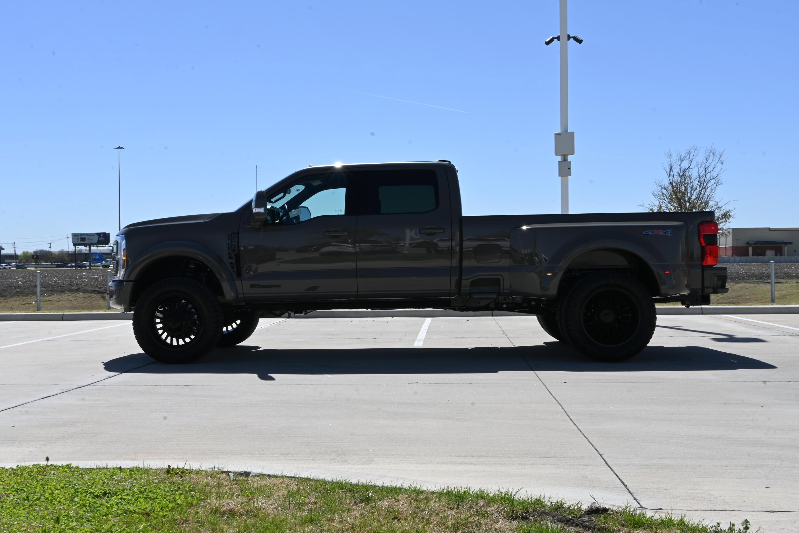 Used 2026 Ford F450 Lariat image 5