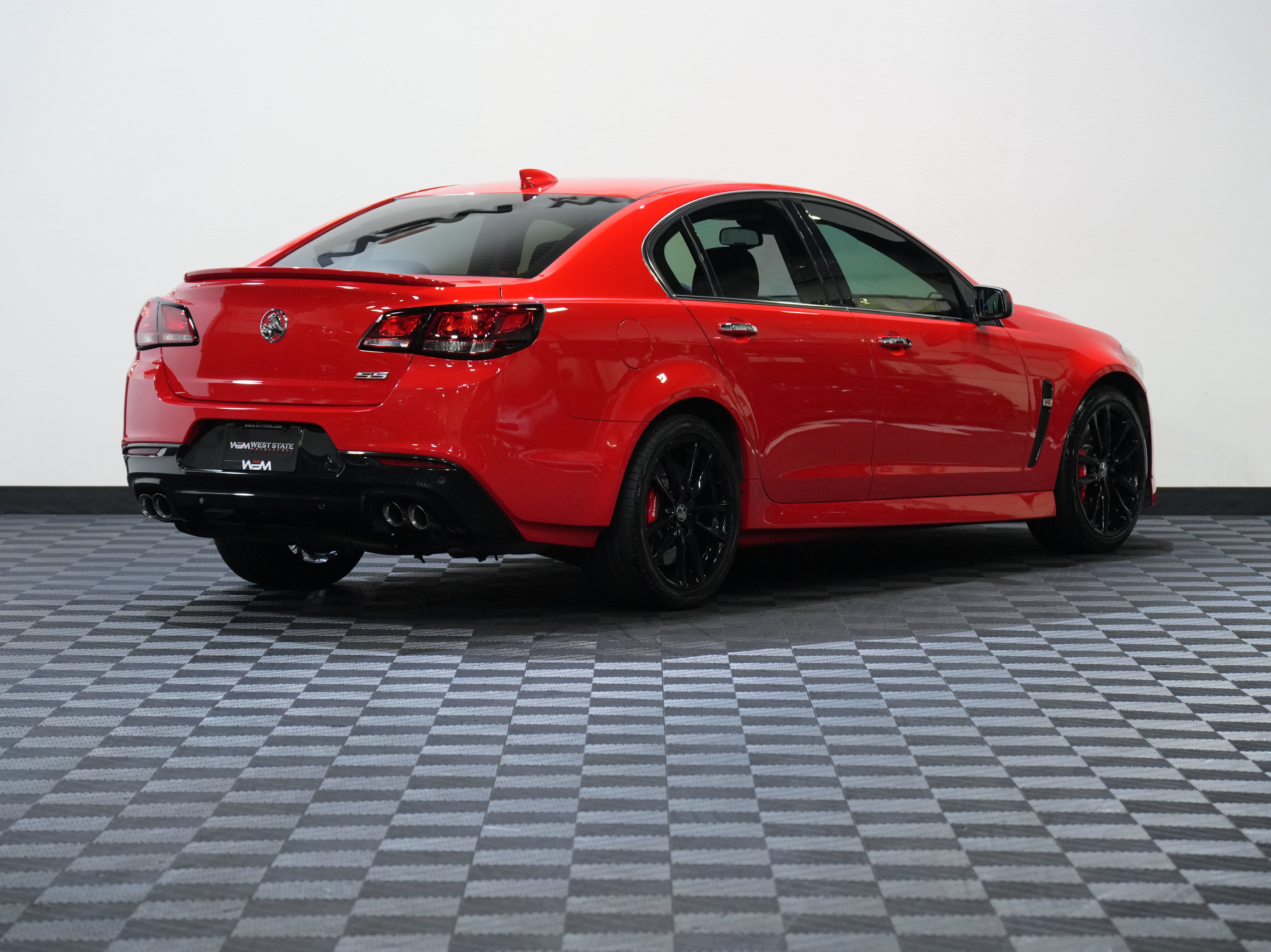 Used 2017 Chevrolet SS RWD image 6