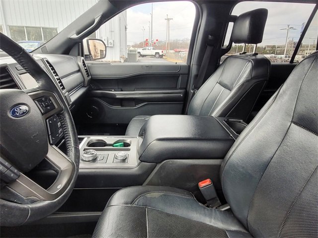 Used 2018 Ford Expedition XLT w/ Equipment Group 202A image 9