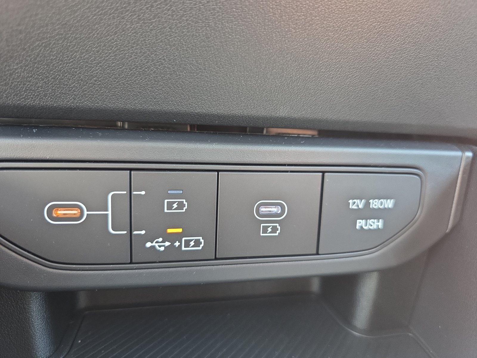 Certified 2026 Kia K4 FWD image 19