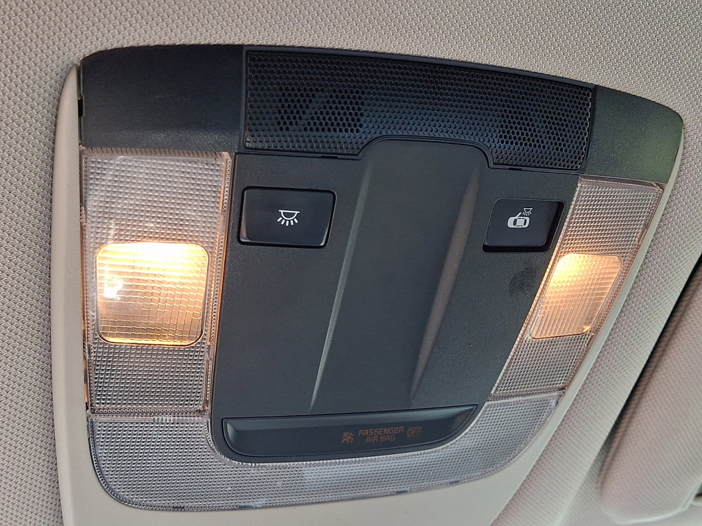 Used 2022 Kia Sorento LX FWD image 32