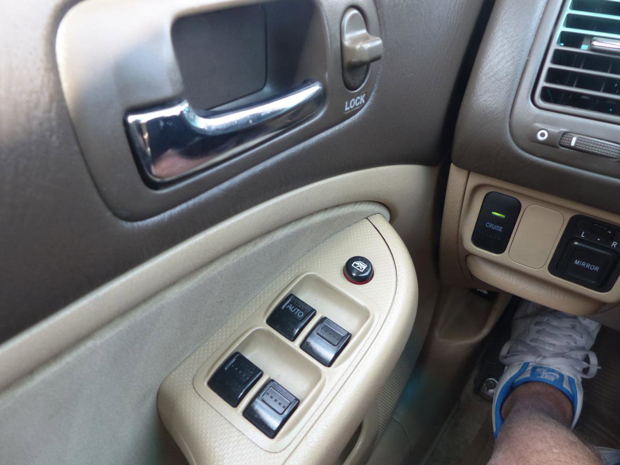 Used 2003 Honda Civic LX image 24