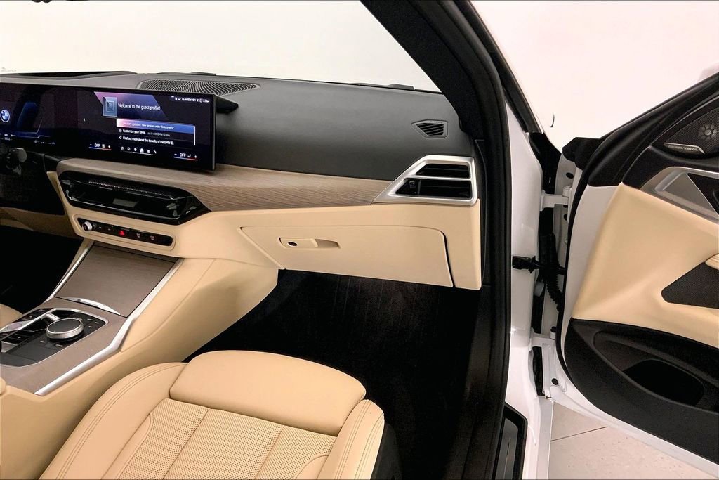 Certified 2025 BMW 430i xDrive Coupe w/ Premium Package image 23