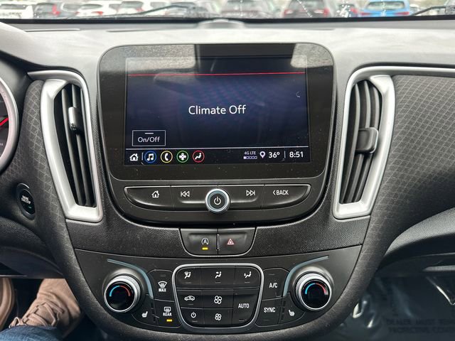 Used 2024 Chevrolet Malibu LT FWD image 33