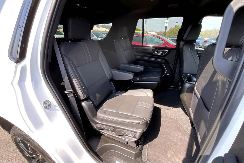 Used 2022 Chevrolet Tahoe RST w/ Sport Performance Package AWD/4WD image 27