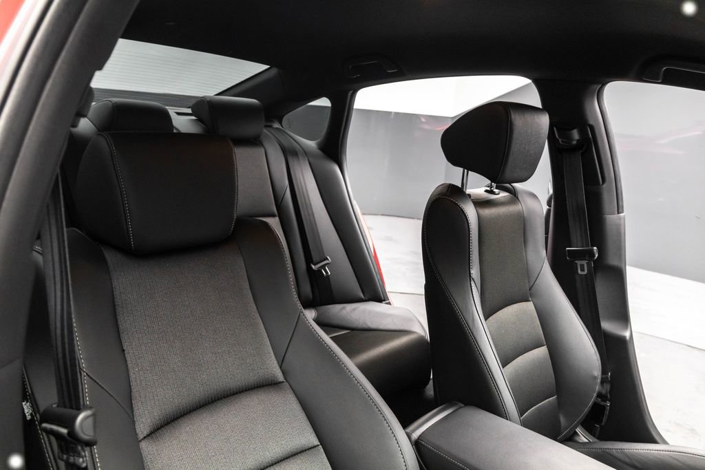 Used 2019 Honda Accord Sport image 32