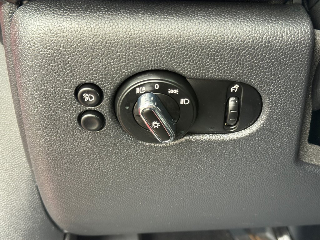 Used 2023 MINI Cooper S FWD image 22