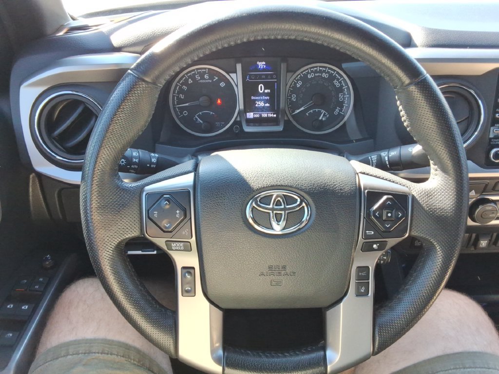 Used 2023 Toyota Tacoma Limited AWD/4WD image 13