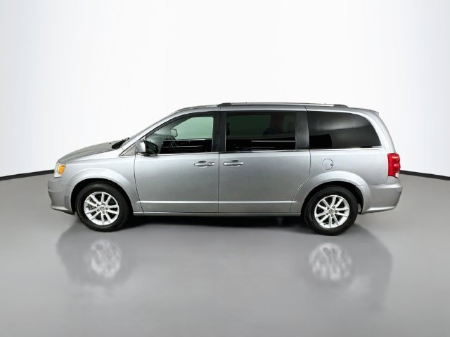 Used 2020 Dodge Grand Caravan SXT FWD image 7